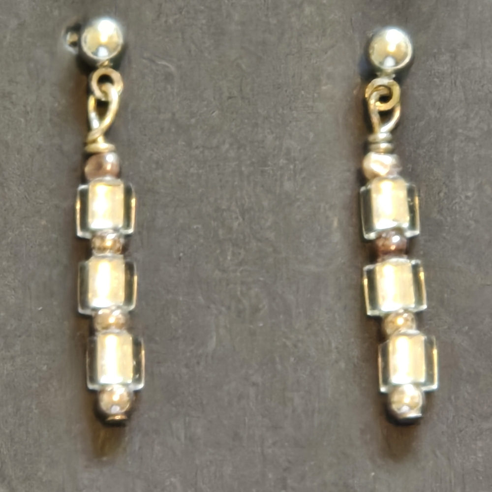 Vintage Lucite Bead Drop Earrings – Costume Jewelry